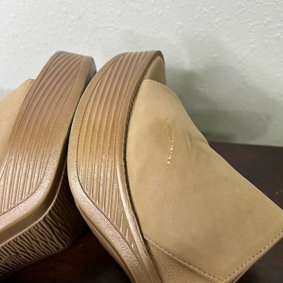 Madden Girl Faux Suede Chunky Platform Heel Y2K Slip On Size 8.5 - Picture 9 of 12
